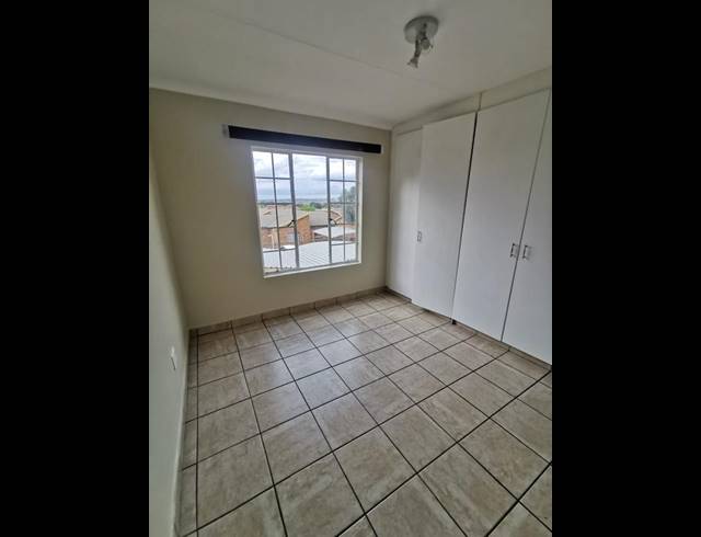 3 BEDROOM TOWNHOUSE FOR SALE IN ERAND GARDENS